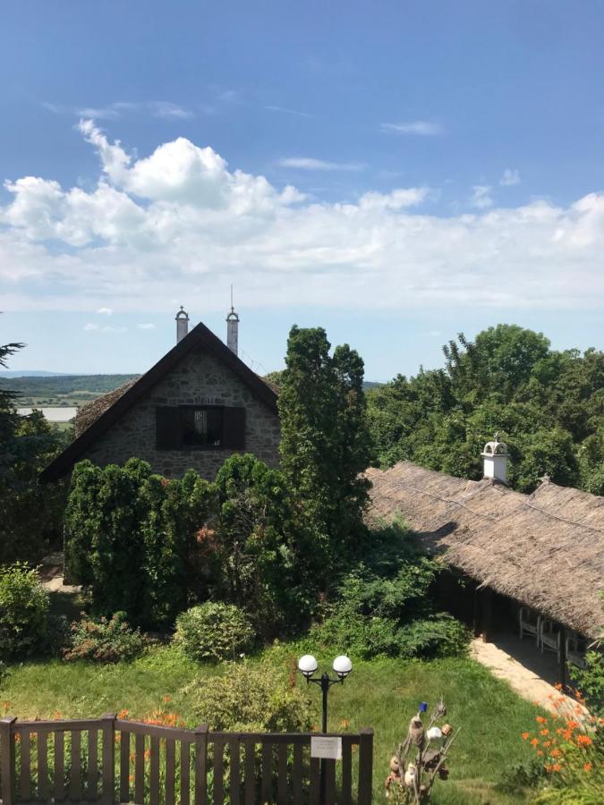 Villa Katrina Tihany Exteriör bild